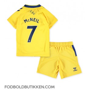 Everton Dwight McNeil #7 Tredjetrøje Børn 2022-23 Kortærmet (+ Korte bukser)